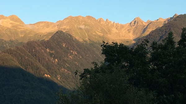 Vue sur les montagnes depuis Saint Georges d'Hurtières