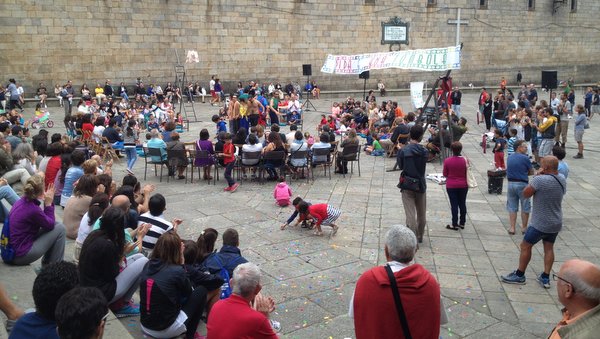 Spectacle dans les rues de Santiago