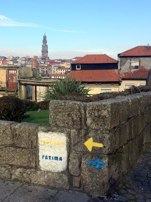 Le départ de la cathédrale de Porto