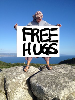Free Hugs for Peace