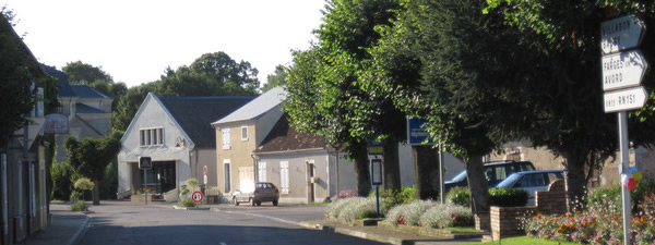 Le refuge pèlerin à Brecy (bâtiment blanc)