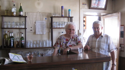 Café "chez Marie" au village des Pommiers